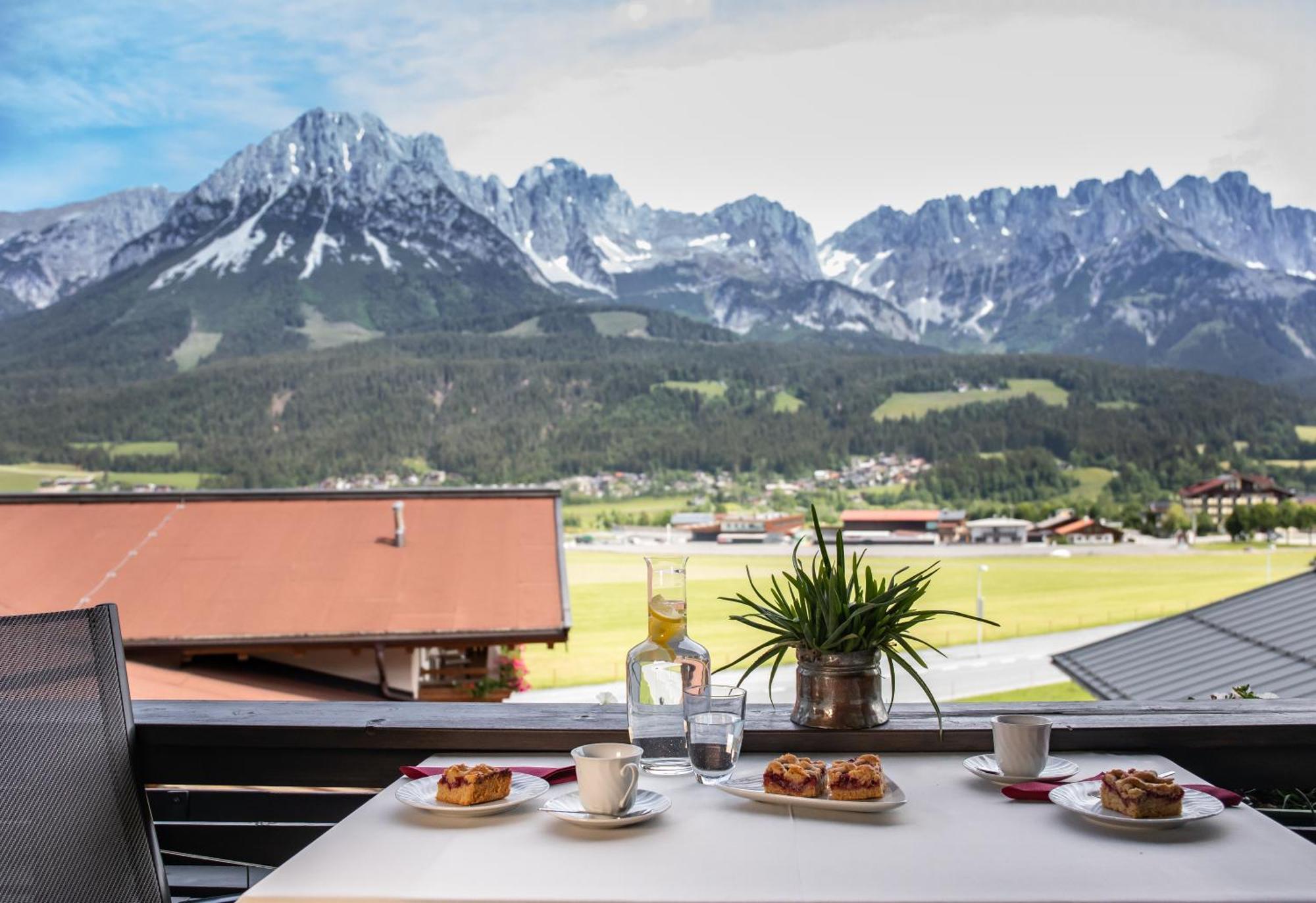 Haus Alpin Apartment Ellmau Exterior photo